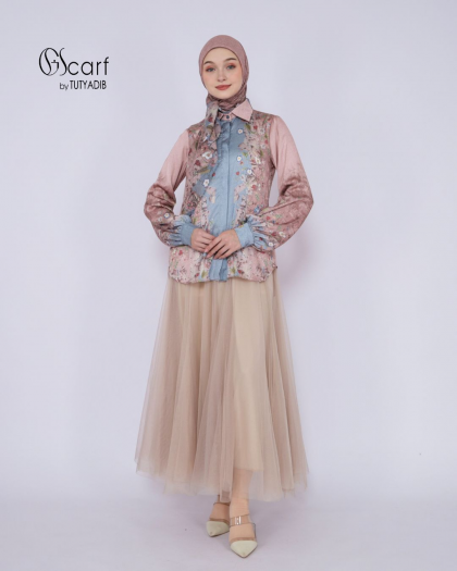 Blus SET Kerudung Giscarf by Tuty Adib Motif Hoang Tnah Tang Long