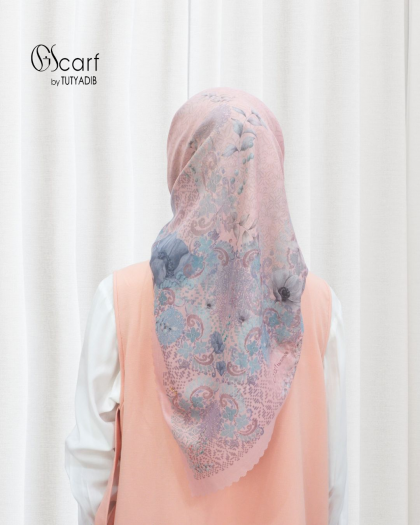 KERUDUNG MOTIF PUTRI KAMALIAH GISCARF BY TUTYADIB